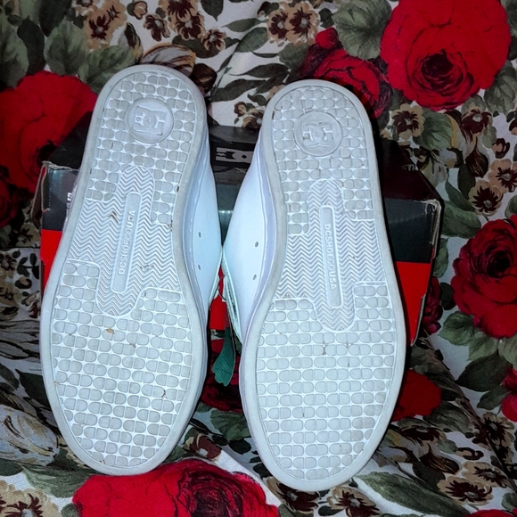 DC Women's Court Graffik Skate Shoes Size 7 HTF - Picture 13 of 16